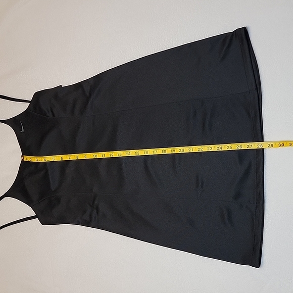 Nike NSW Icon Clash Dress - Picture 6 of 14